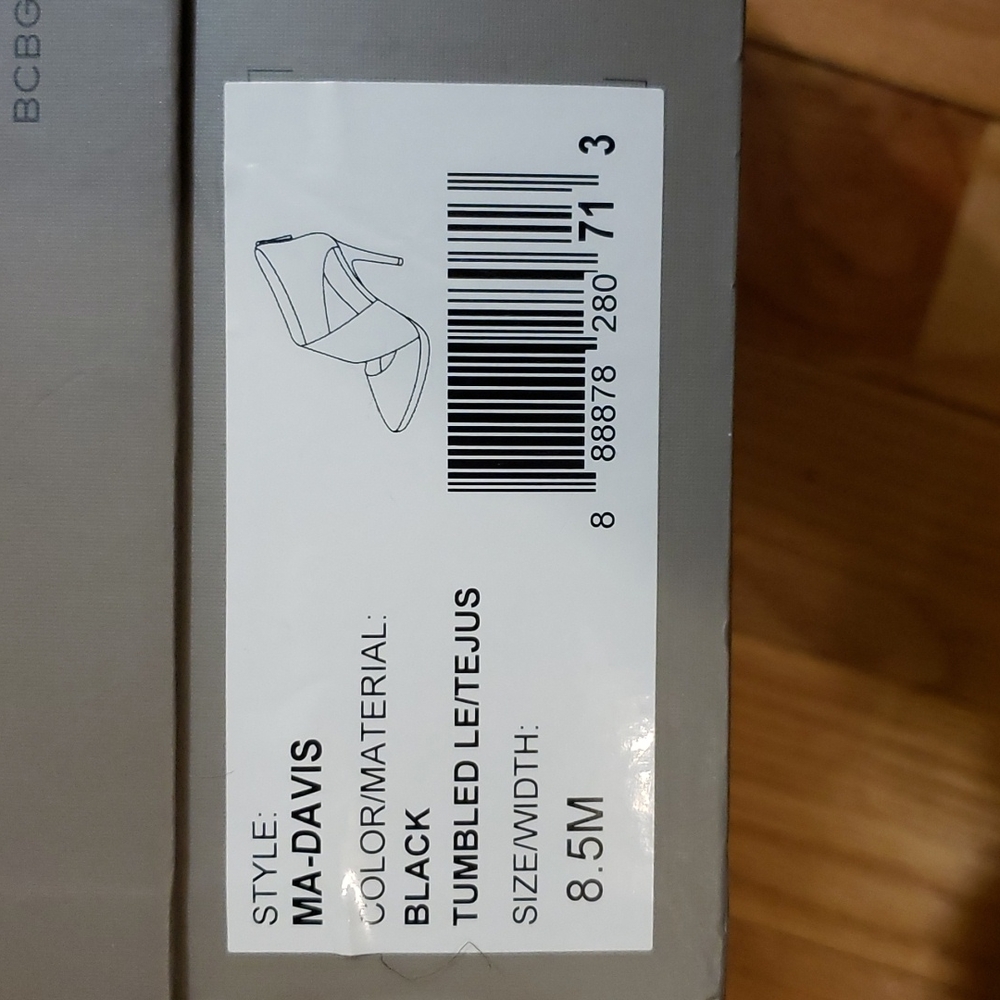 BCBG MAXAZRIA Platform Pump 8.5 Black - Picture 5 of 6